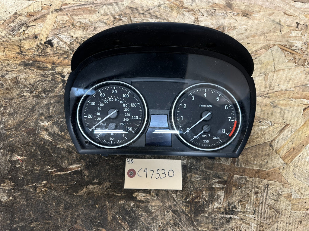 BMW 2006-2012 E90 3 SERIES INSTRUMENT GAUGE CLUSTER SPEEDOMETER MPH 9187084