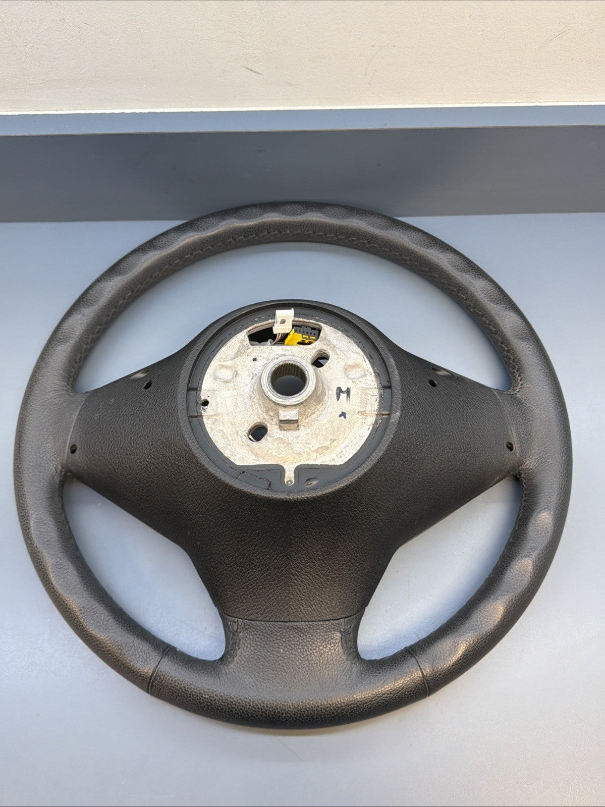 BMW 06-10 E83 X3 BLACK LEATHER STEERING WHEEL W MULTIFUNCTION CONTROLLS 3455481