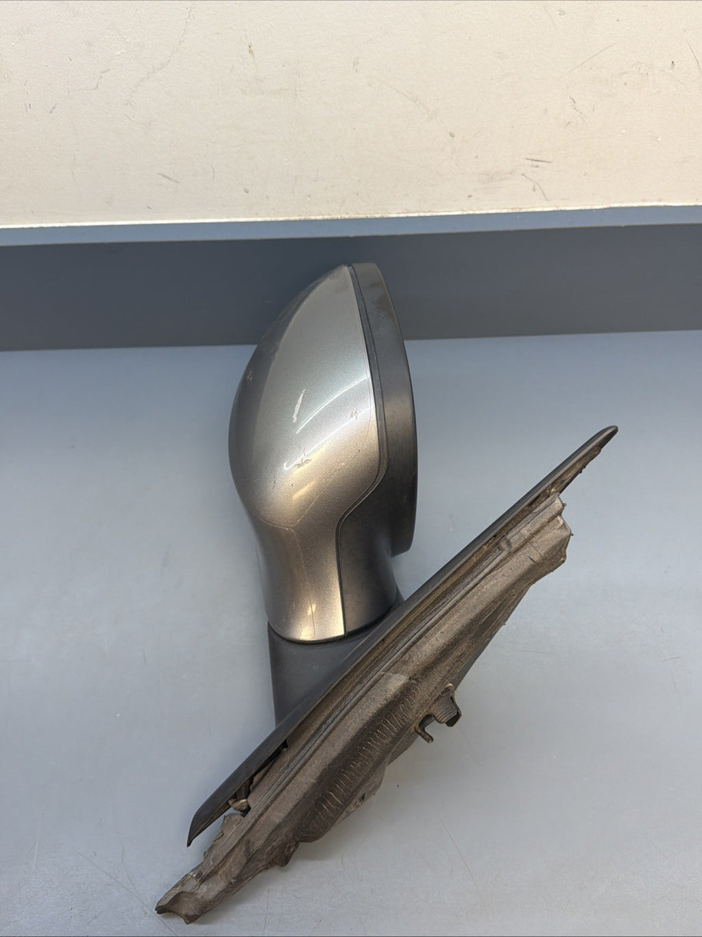 2009-2011 BMW E90 E91 3 Series Right Passenger Side Door Mirror 7182695