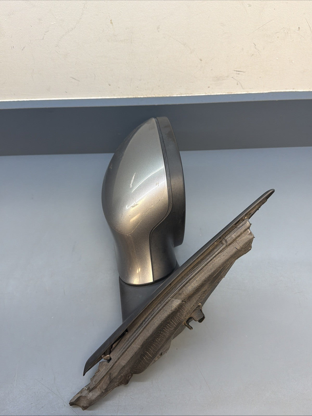 2009-2011 BMW E90 E91 3 Series Right Passenger Side Door Mirror 7182695