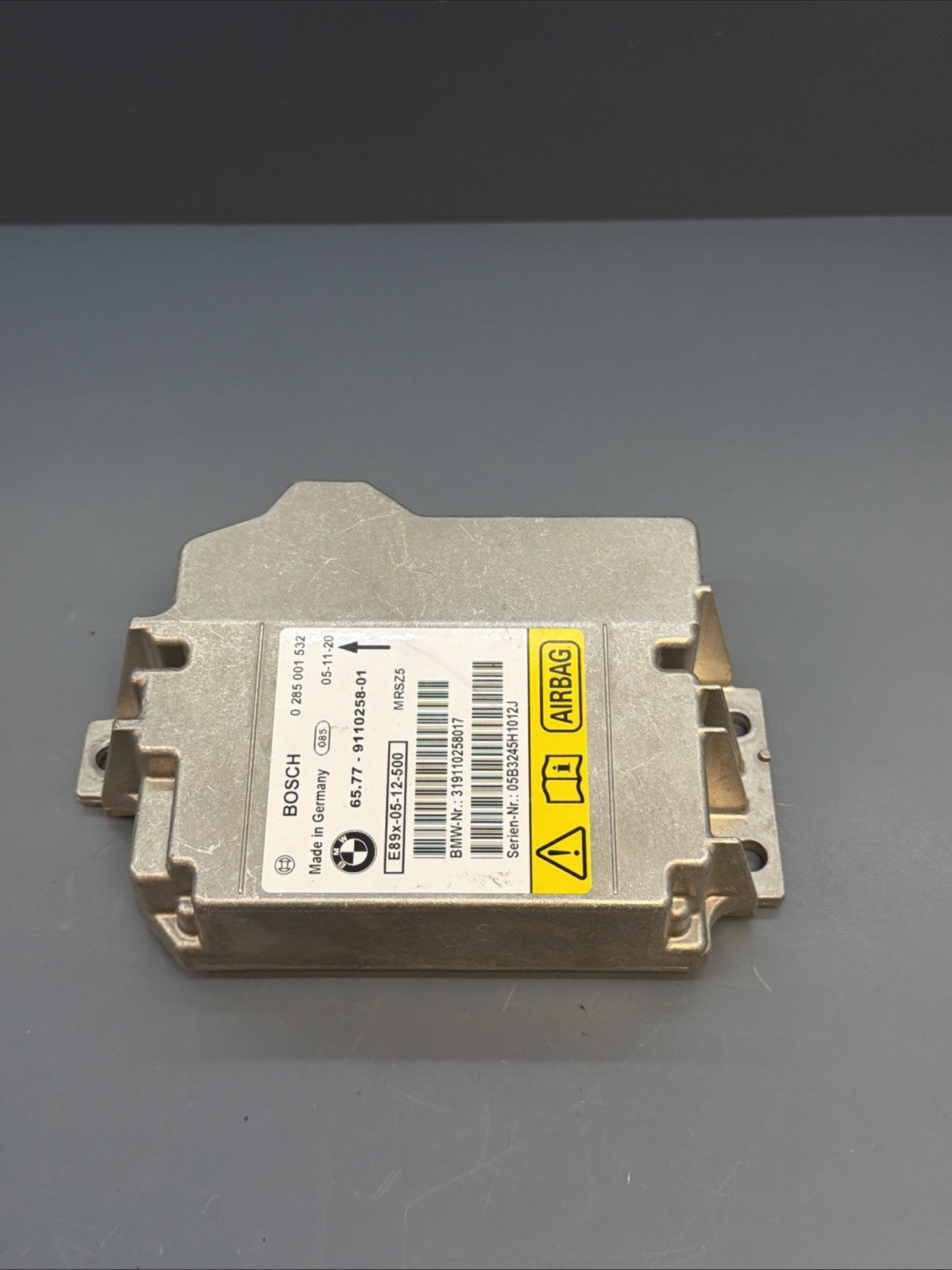 2006-2008 BMW 3 Series E90 E91 E92 ECU CONTROL MODULE MRSZ5 9110258