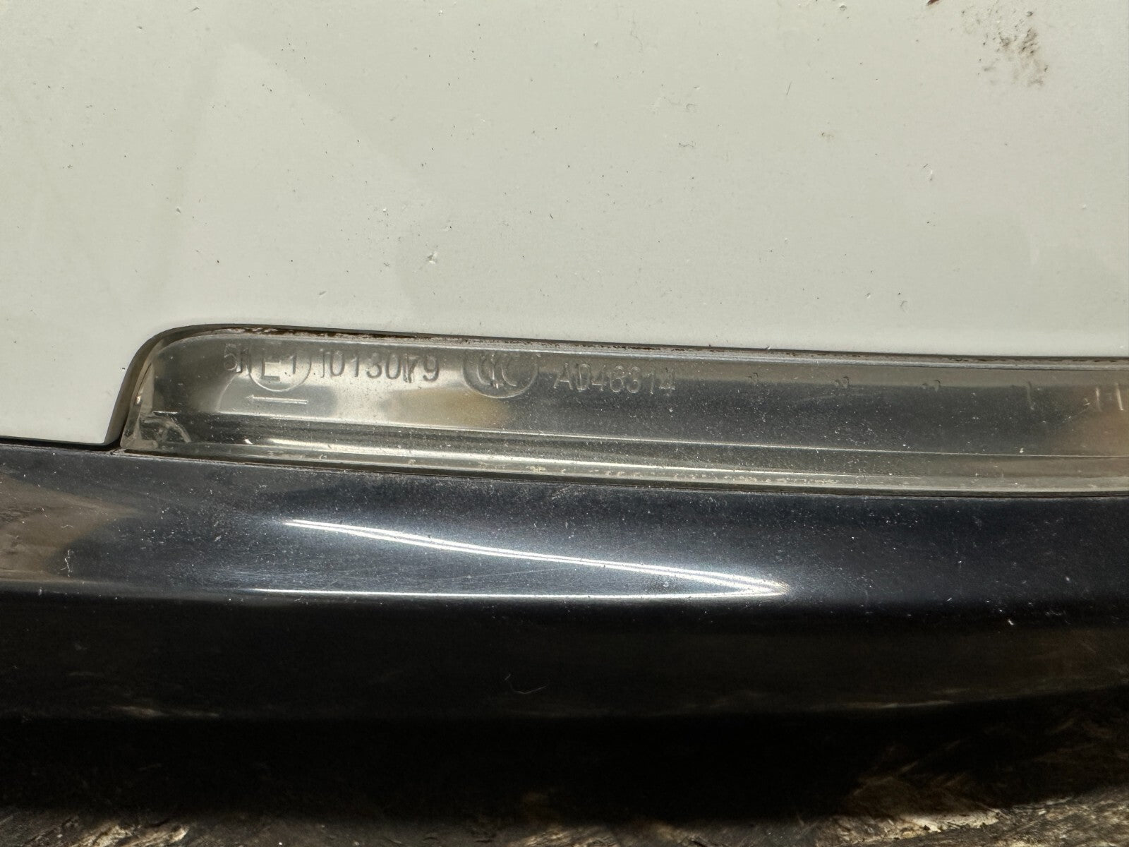 BMW 2012-2019 F30 3 SERIES DRIVER POWER SIDE MIRROR WHITE OEM 021185