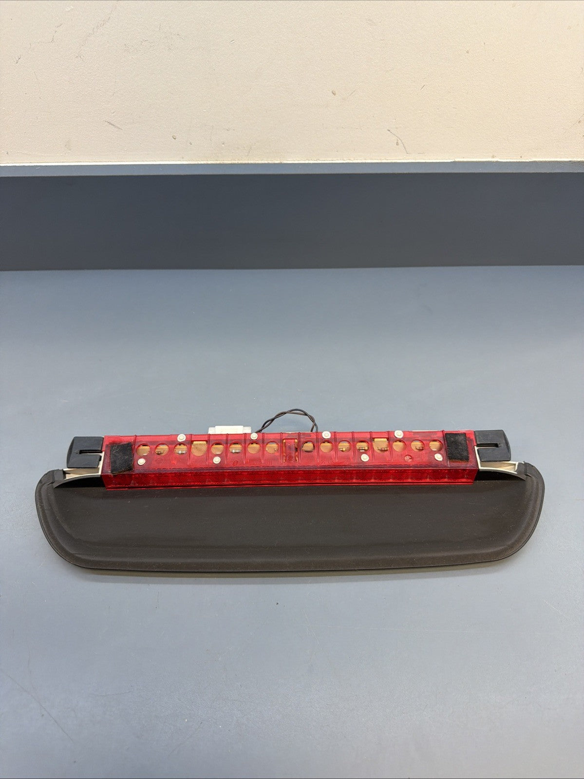 07-13 BMW 335I 328I E92 COUPE REAR 3RD THIRD TAIL BRAKE STOP LIGHT LAMP 7174628