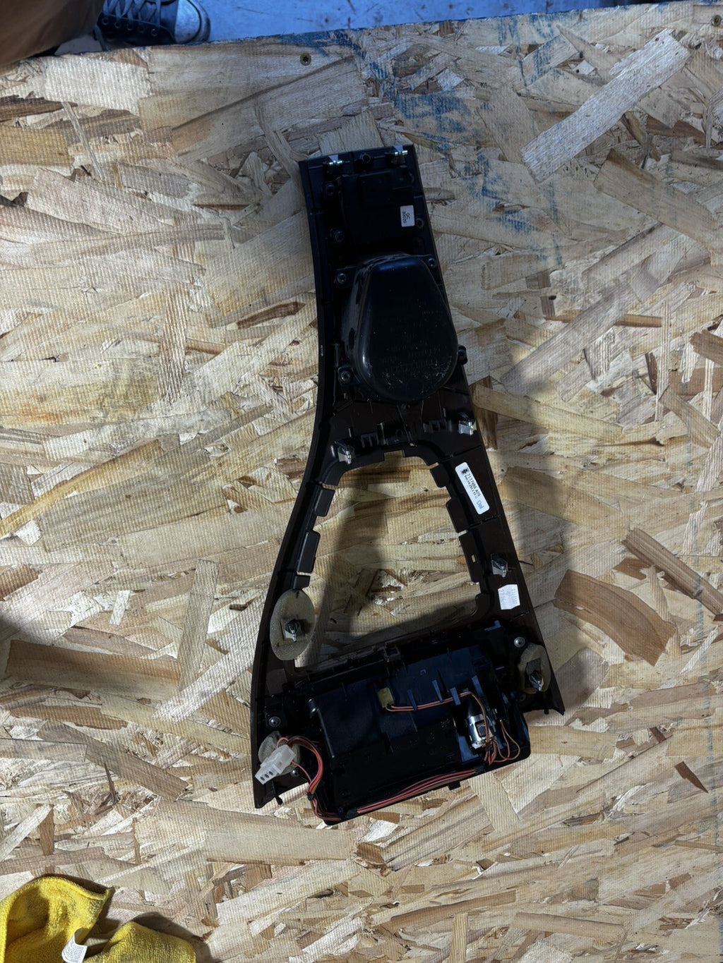 BMW OEM 3 series E93 335i 328i LHD center console wood trim With Charger port
