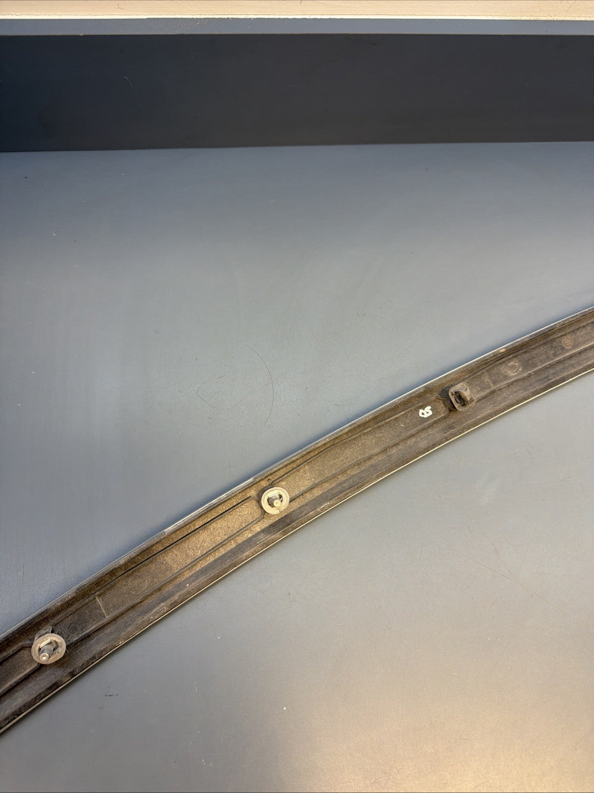 07-2013 BMW E92 E93 Front Right Passenger Side Aluminum Door Strip Trim 6958232
