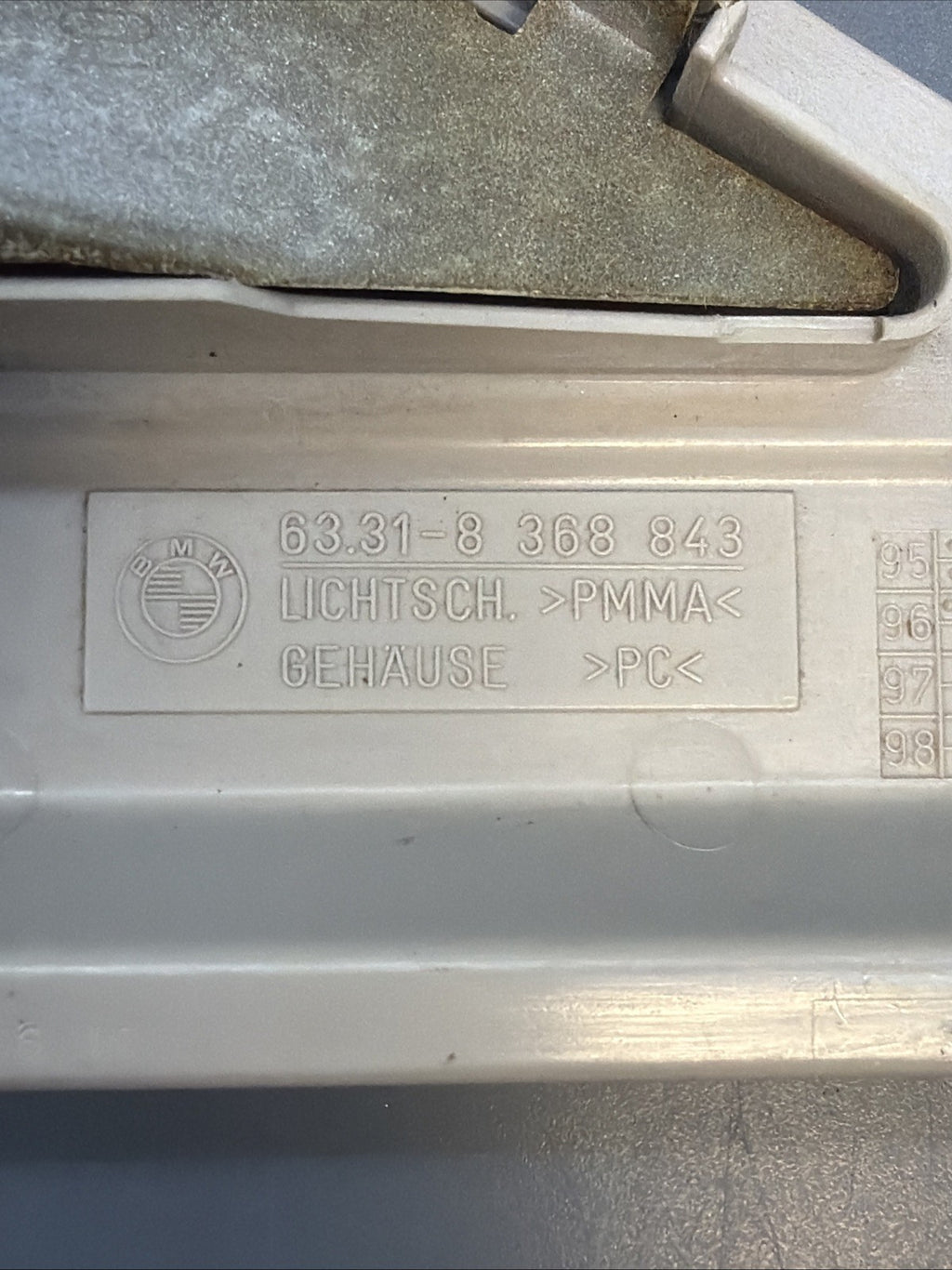 96-01 BMW 740IL E38 REAR LEFT INTERIOR DOME LIGHT 8368843 OEM Gray