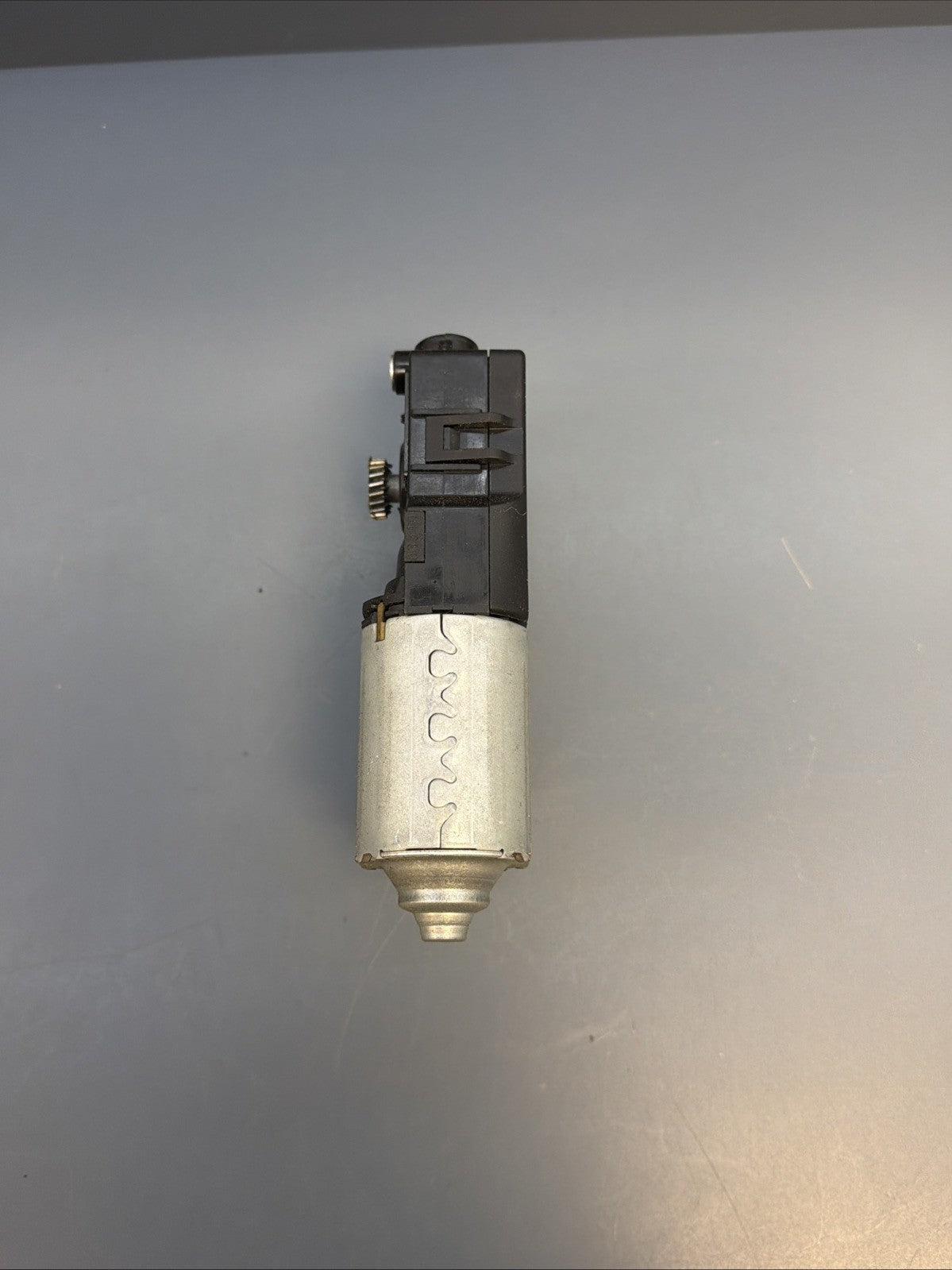 07-13 OEM BMW E90 E92 328 335 M3 Upper Sunroof Moon Roof Motor Unit 7193398