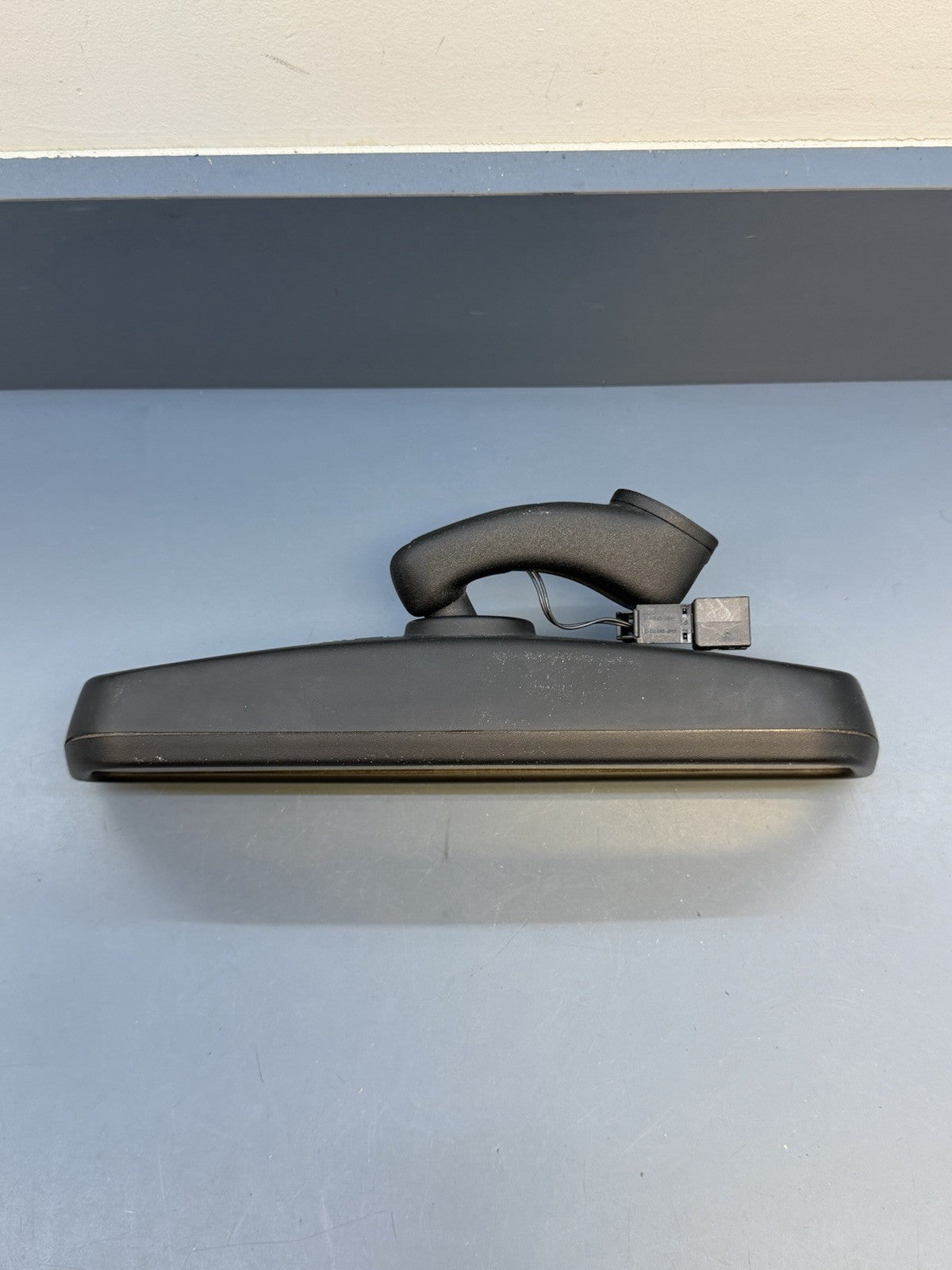 1997-03 BMW E39 525i 528i 530i 540i M5 Rear View Mirror Manual Dimming 8189315