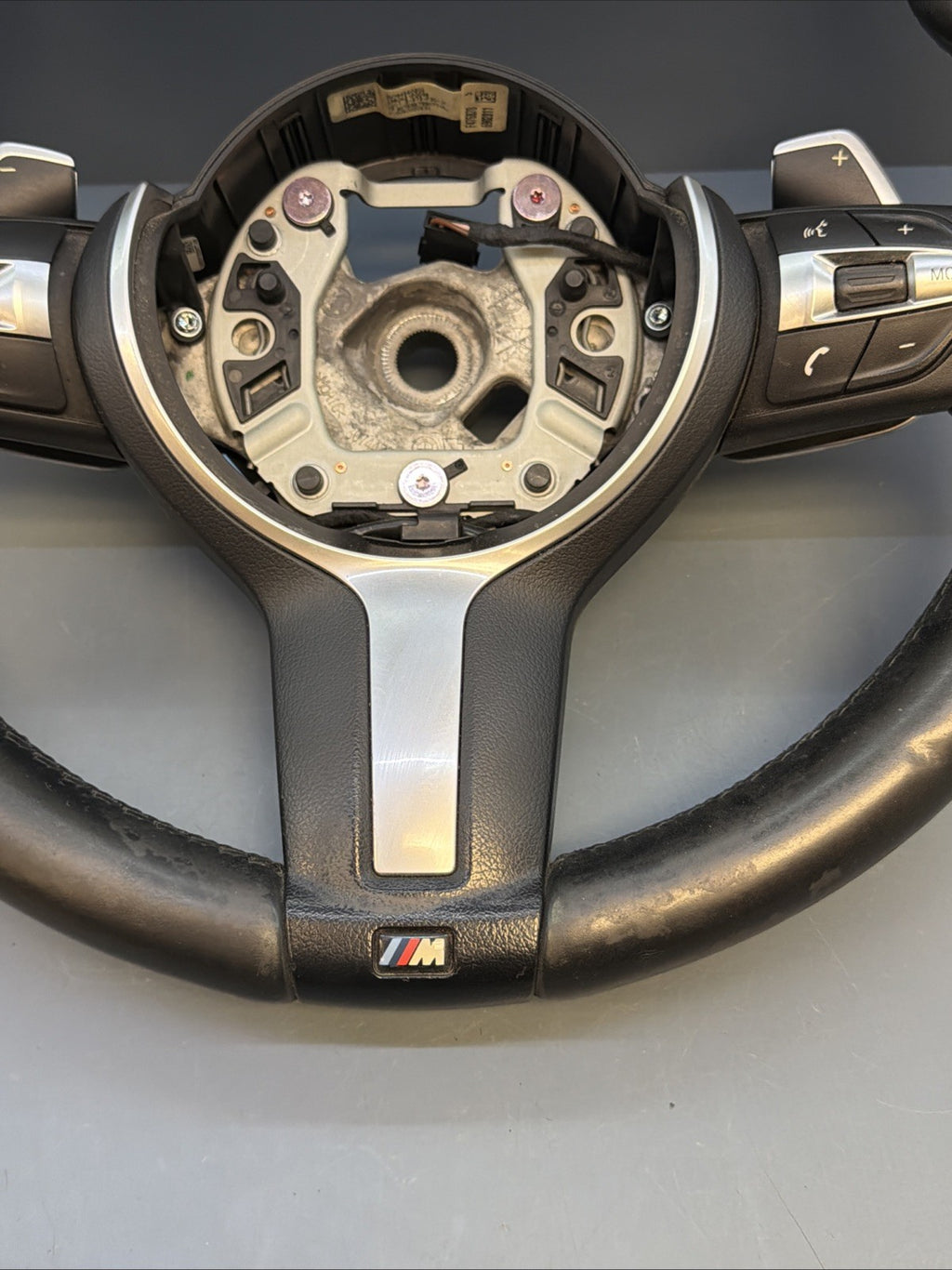 2012-2015 BMW M3 F30 M SPORT STEERING WHEEL M COLORED TRIM 3074437 OEM *NOTE*