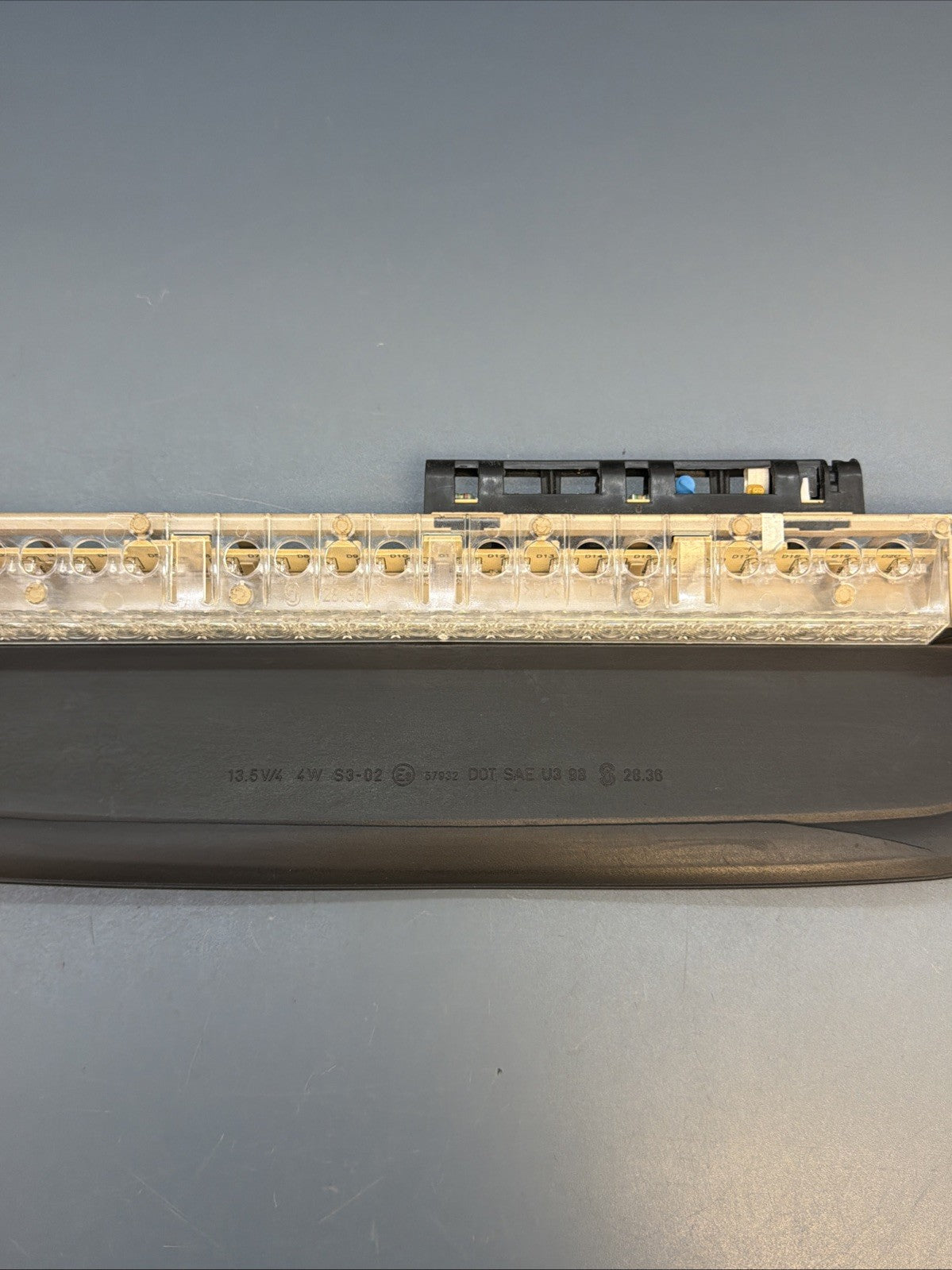 BRAKE LIGHT STOP LAMP BMW SERIES 3 E46 COUPE 6909773