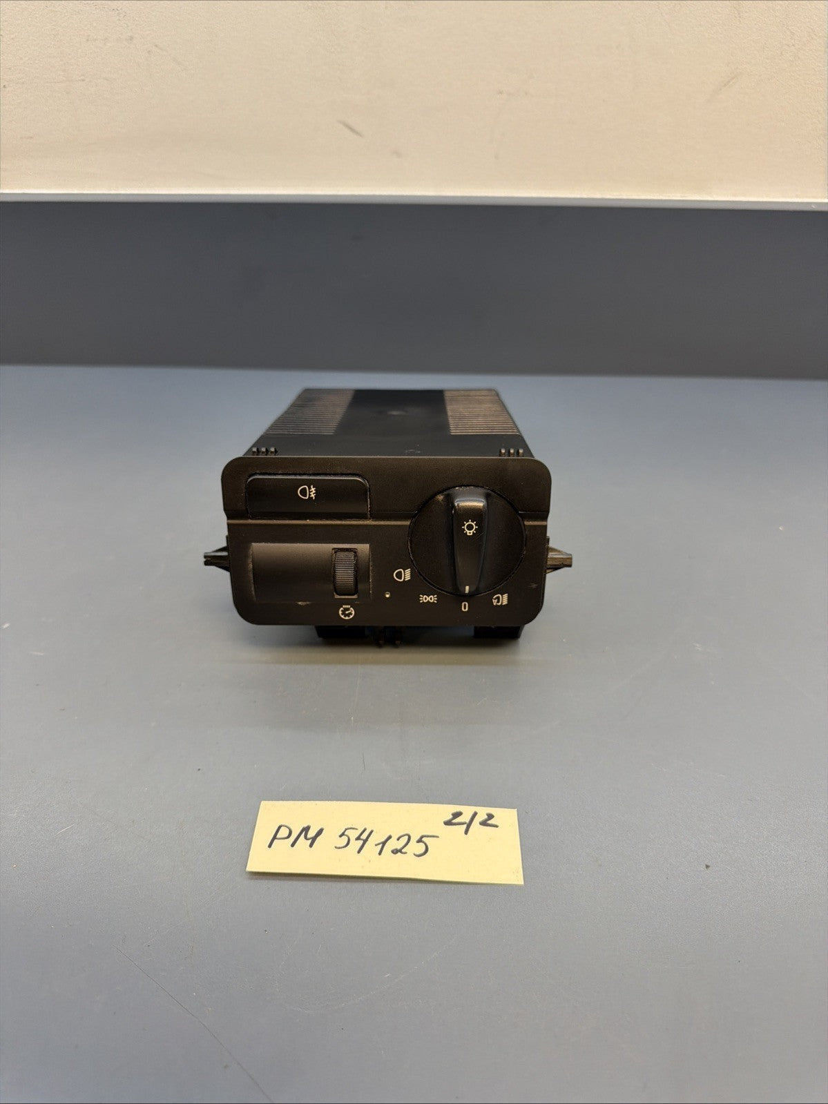 BMW E46 M3 325 LCM HEADLIGHTS AUTOMATIC LIGHT SWITCH CONTROL LCM 6923493