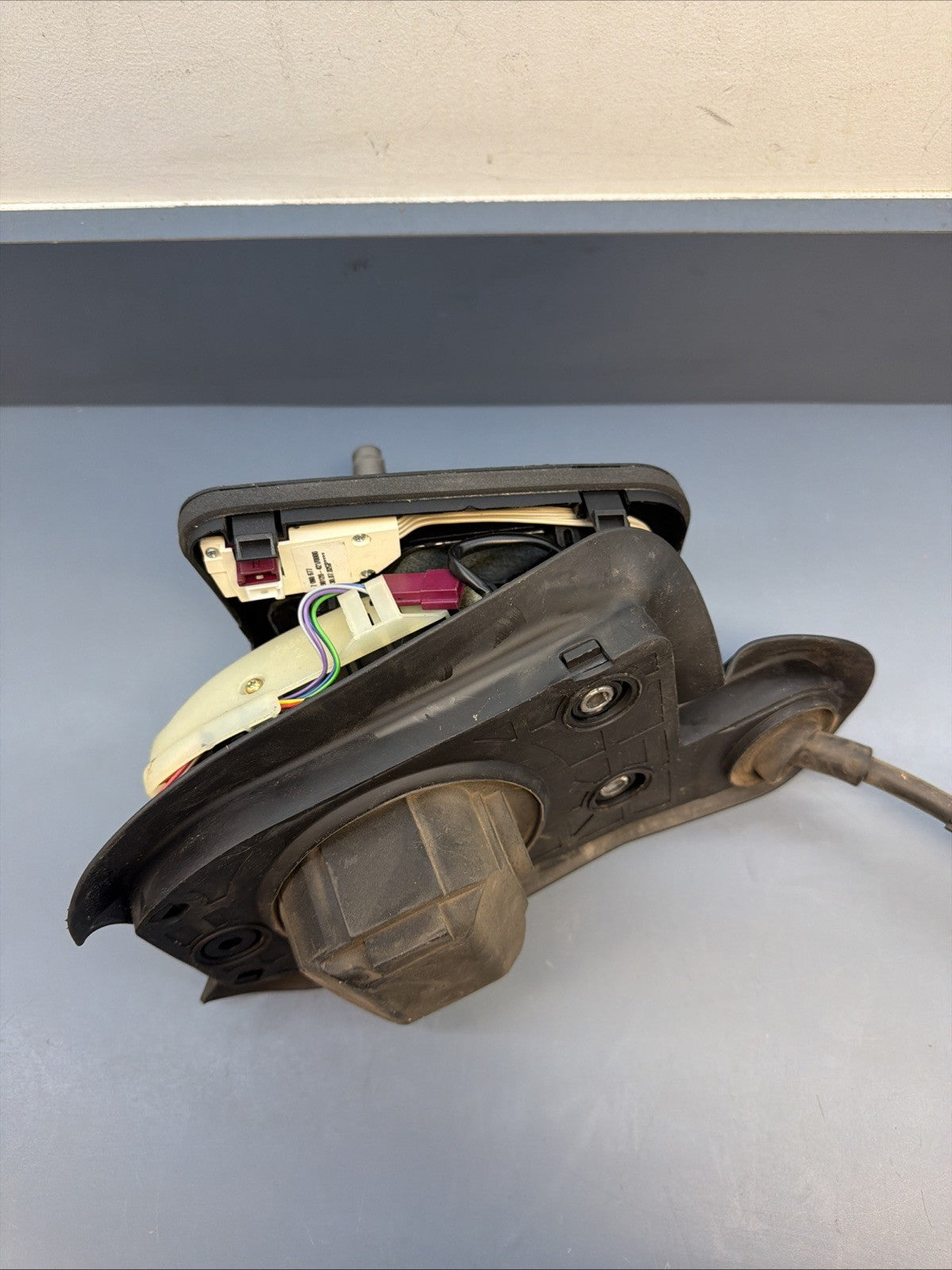 BMW 98-06 E46 3 SERIES STEPTRONIC AUTOMATIC TRANS GEAR SHIFTER/SELECTOR 7515261