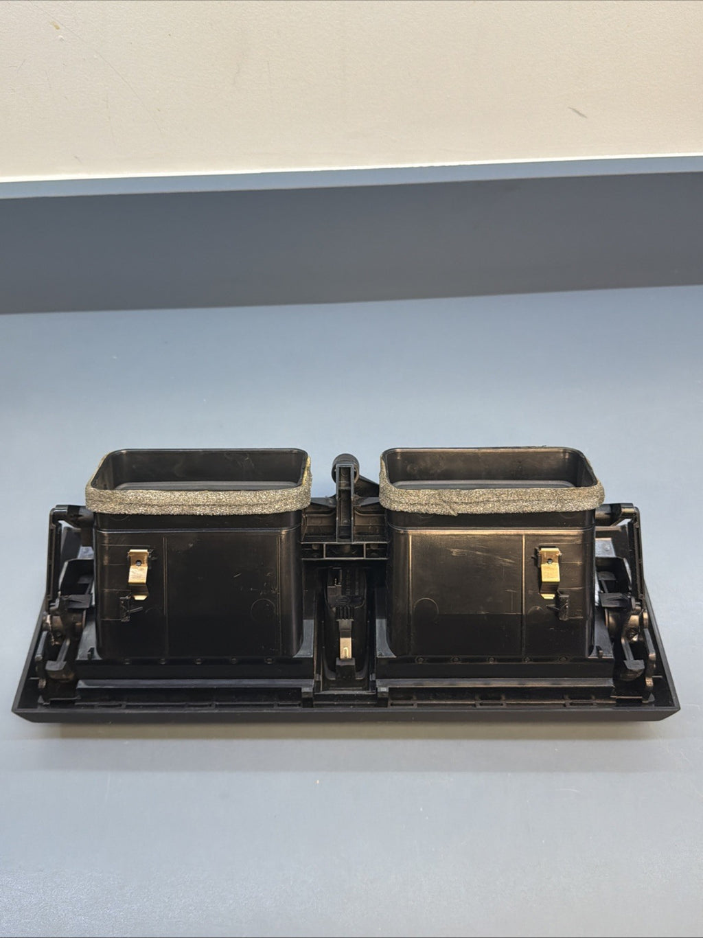 2008-2010 BMW X3 E83 Front Center Dashboard Air Vent with Hazard Switch 3415965