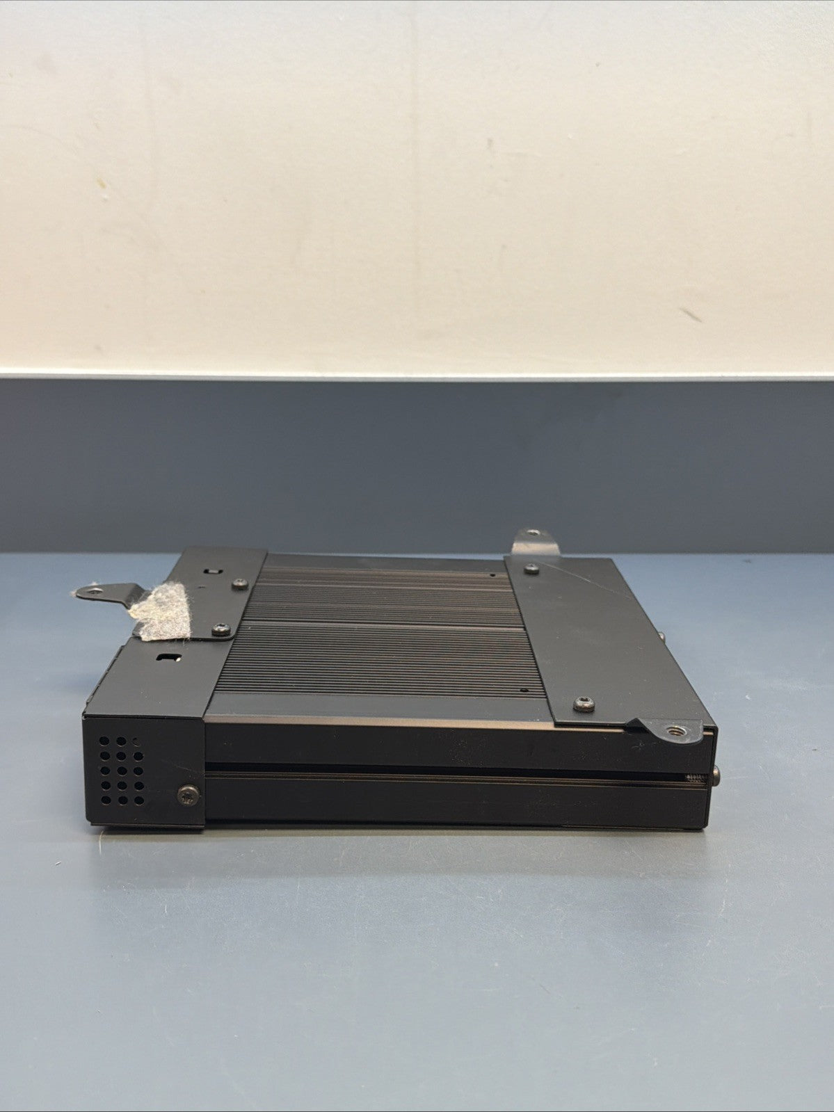 2000 01 02 03 04 2005 BMW 330i RADIO AUDIO AMPLIFIER HARMAN KARDON OEM 6920996
