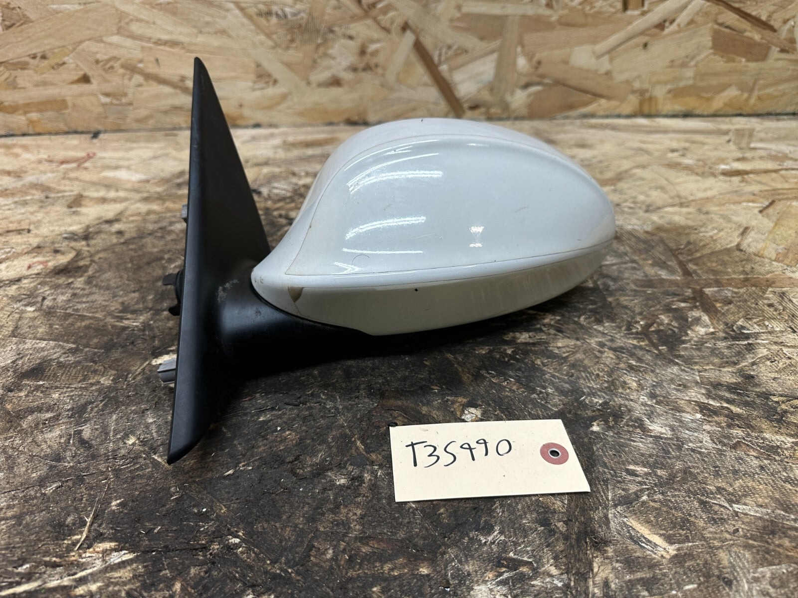 BMW 2006-2008 PRE LCI E90 DRIVER SIDE MIRROR WHITE OEM 7075626