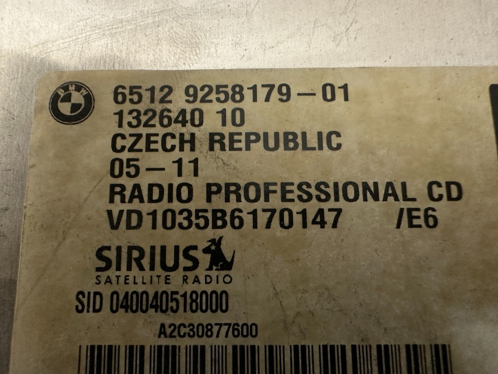 BMW 2006-2012 E90 AM/FM CD AUDIO RADIO PLAYER OEM 9258179
