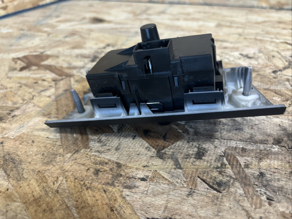 06-11 BMW E82 E88 E90 E92 HEADLIGHT FOG LIGHT CONTROL SWITCH BLACK OEM 6 938 864