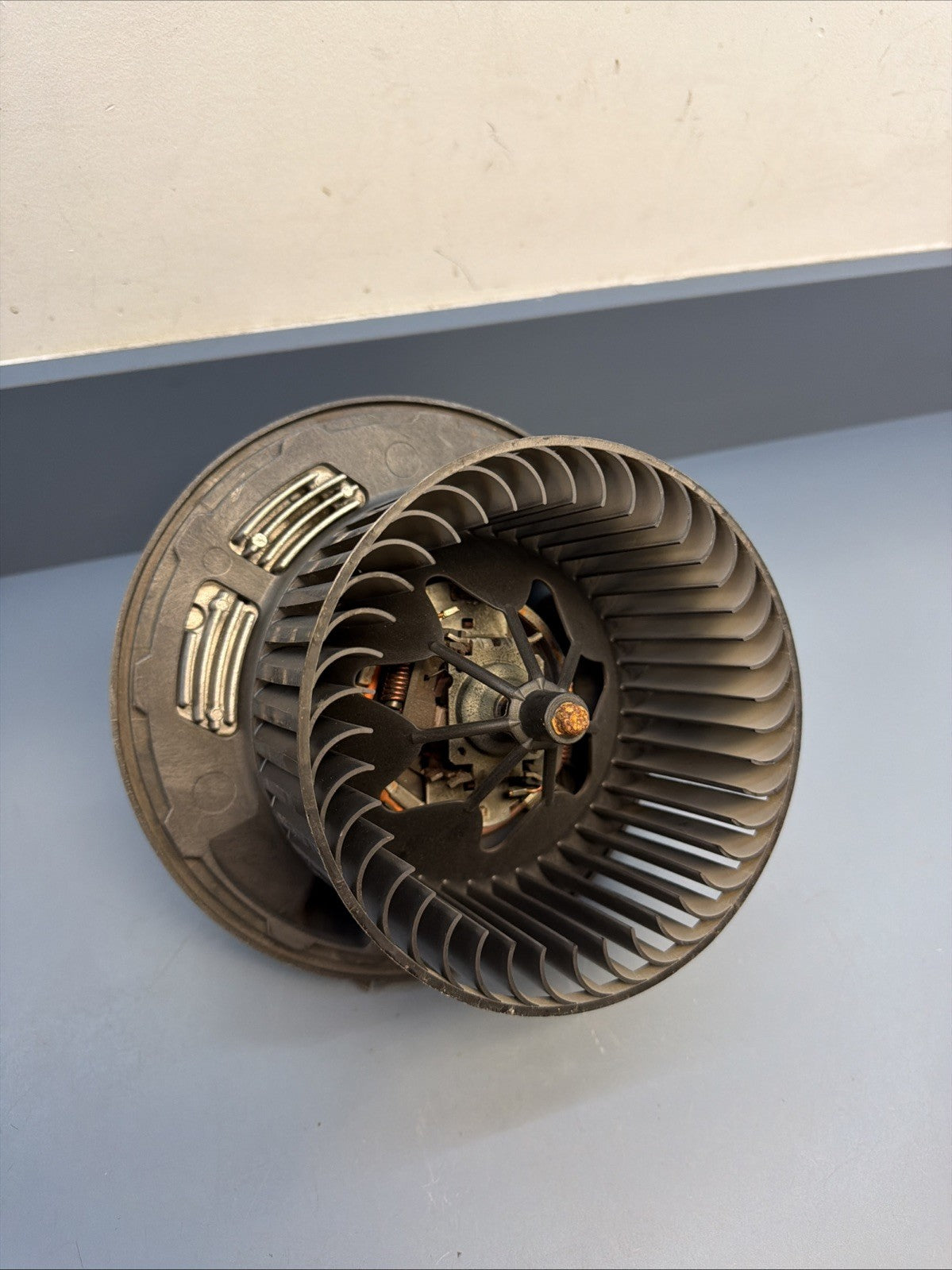 07-13 BMW X1 X3 E82 E90 E92 128I 135I 328I 335I HEATER BLOWER MOTOR FAN 6933663