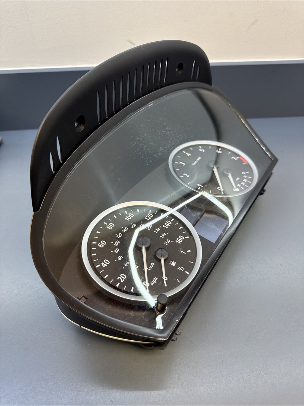06-07 BMW 525I/530I / SPEEDOMETER/INSTRUMENT/GAUGE/CLUSTER/SPEEDO 6983151