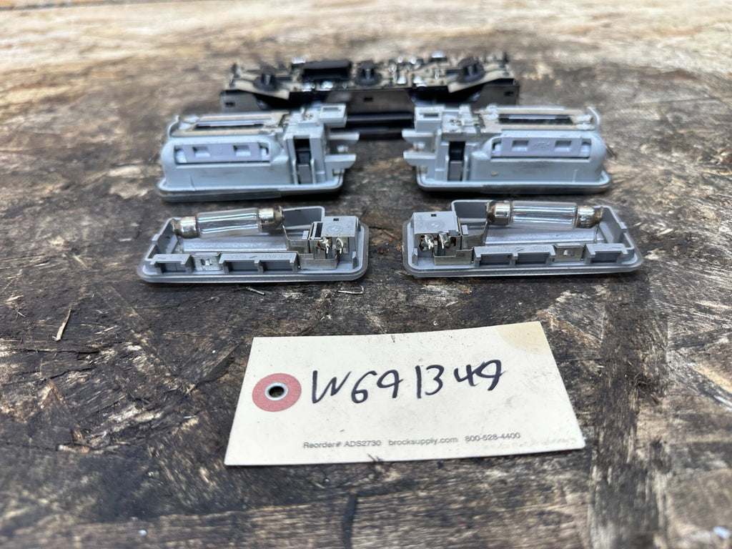 BMW 98-10 E83 E53 E83 X3 X5 INTERIOR READING LIGHT SET 6962046+36+140929+30