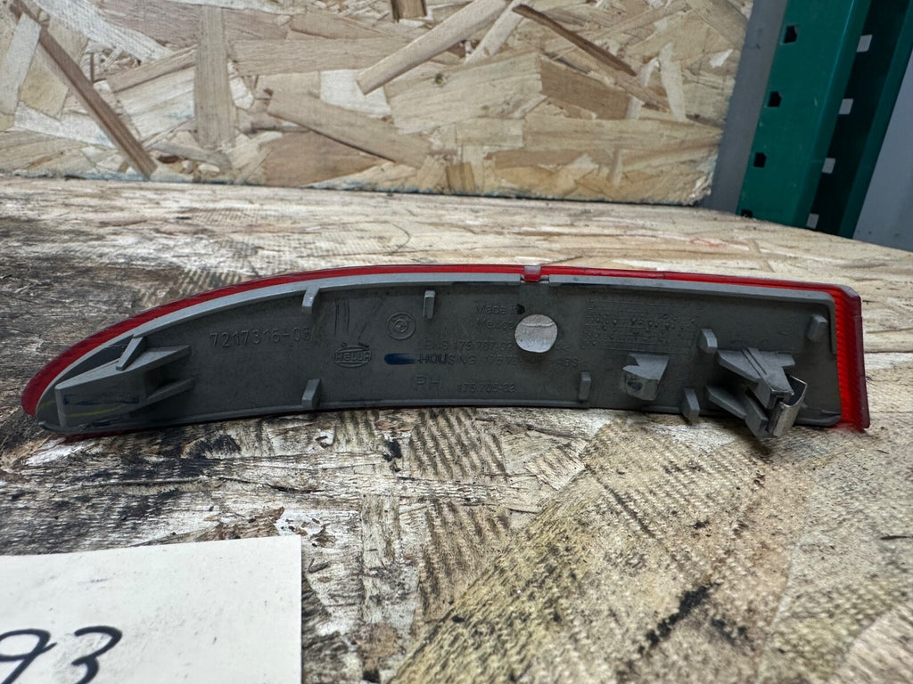 BMW 11-17 F25 X3 REAR BUMPER LEFT AND RIGHT REFLECTOR SET OEM 7217315/7217316