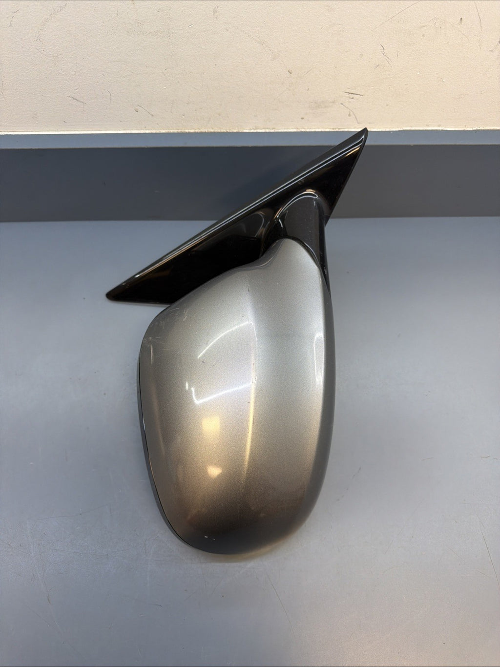 09-11 BMW E90 328i 335d Front Right Passanger Side Mirror Assembly 7182695 OEM