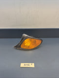 2001-2005 BMW 3 SERIES E46 HEADLIGHT LEFT TURN INDICATOR 388709 6915381 CRACKED
