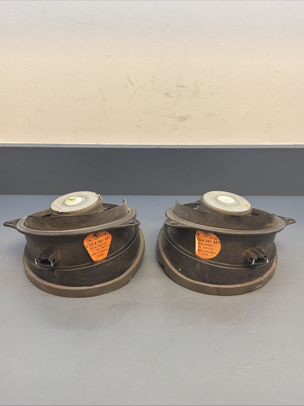 00-06 BMW X5 E53 SET OF 2 REAR LEFT & RIGHT TOP-HIFI SPEAKER OEM 8381551 8381552