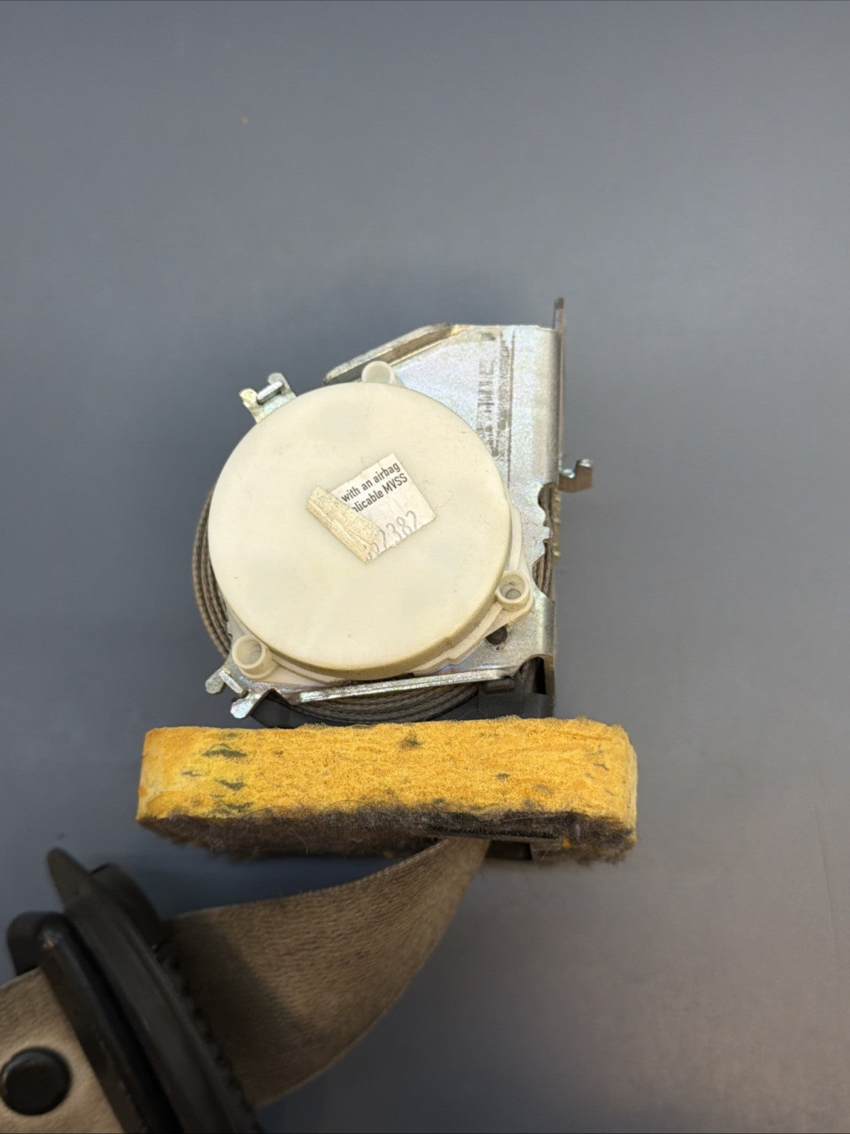 08-13 BMW E92 E93 M3 OEM Coupe Front Left Seat Belt Retractor BEIGE 34023561