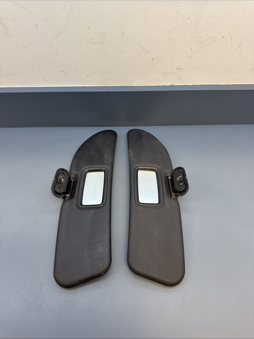 97-02 BMW E36 Z3 SUN VISORS Black OEM Roadster Convertible Set 8410186 8410185