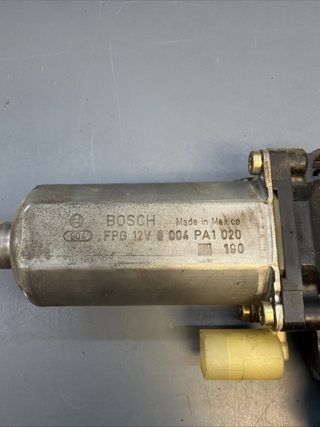 2000-2006 BMW X5 E53 OEM Driver Left Front Window Motor 8381019