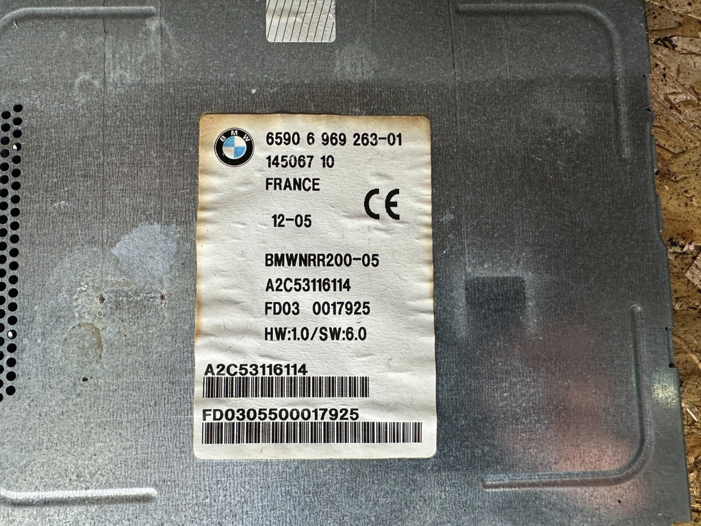 BMW 2003-2006 E83 X3 NAVIGATION DVD DRIVE PLAYER OEM 6969263