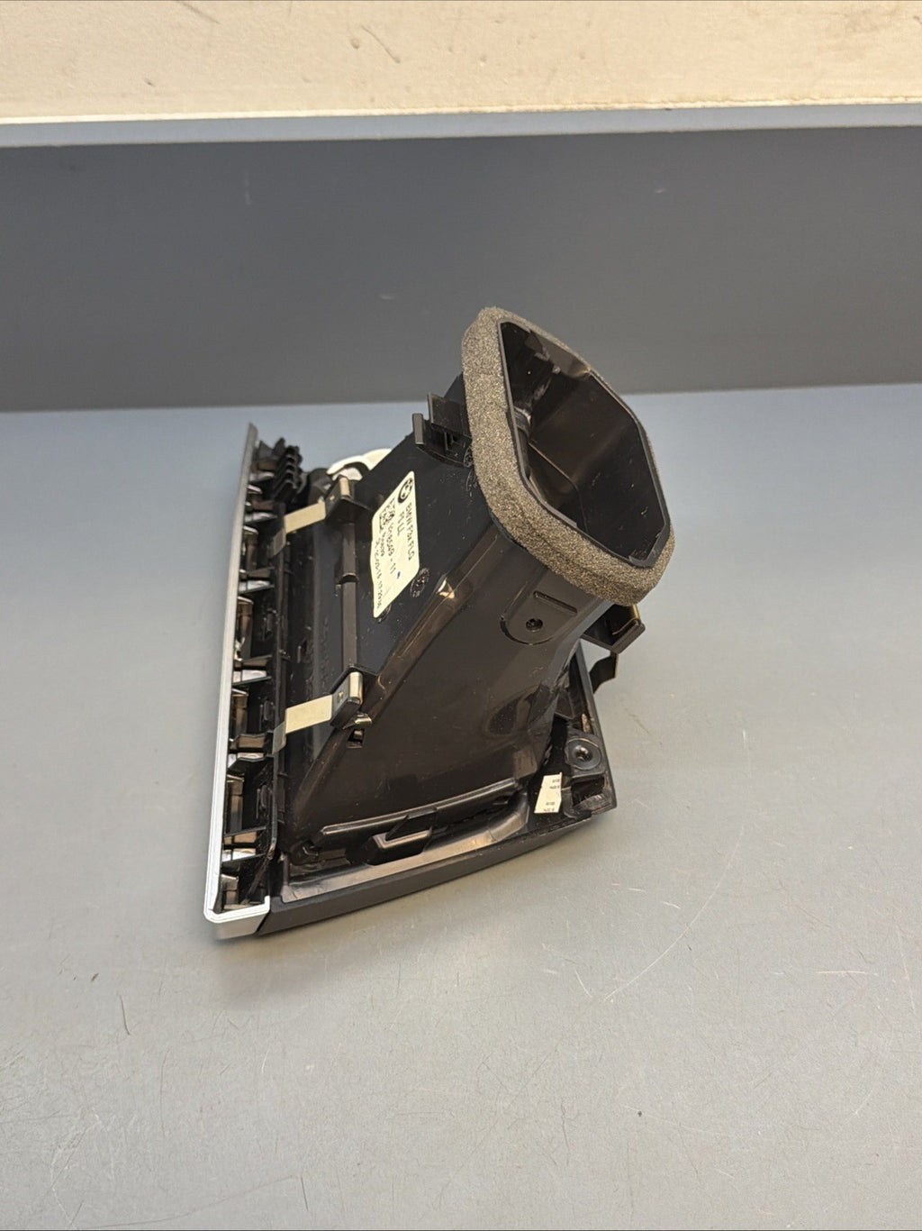 2012-2018 BMW 330i 328i 335i F30 F32 Left Side Dashboard Air Vent 9218549 OEM