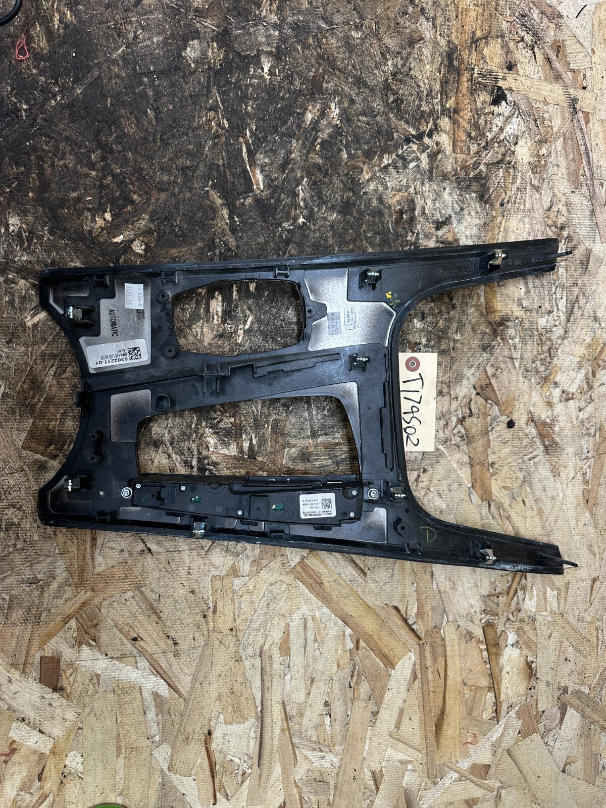 BMW 2011-2017 F25 F26 LOWER CENTER CONSOLE TRIM LIGHT WOOD OEM 9302211