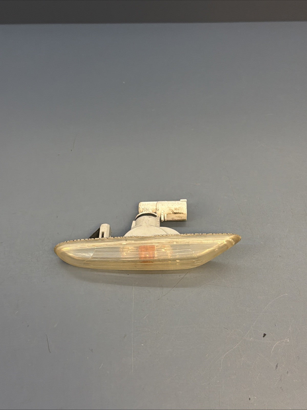 BMW 335xi 335i 328i 328xi E90 E92 Right Fender Turn Signal Indicator 7253325