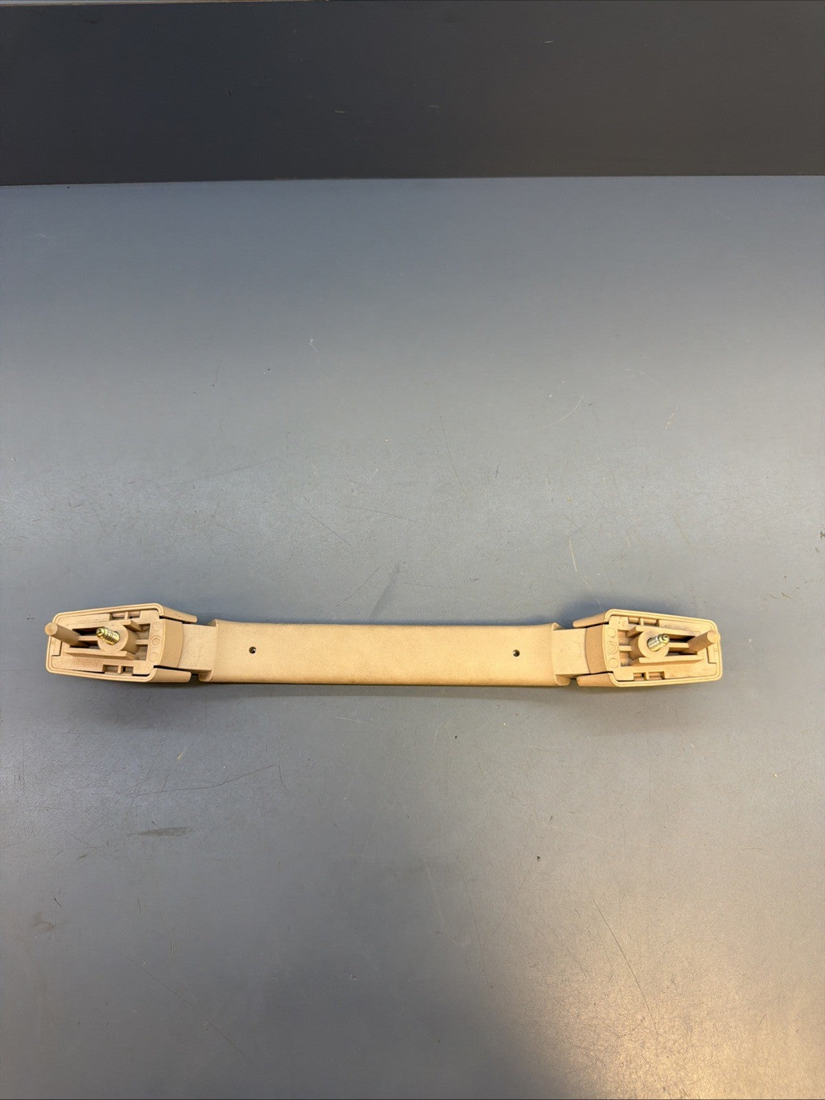 01-05 BMW E46 3 SERIES Front Left Interior Grip Grab Bar Handle 8231321 BEIGE