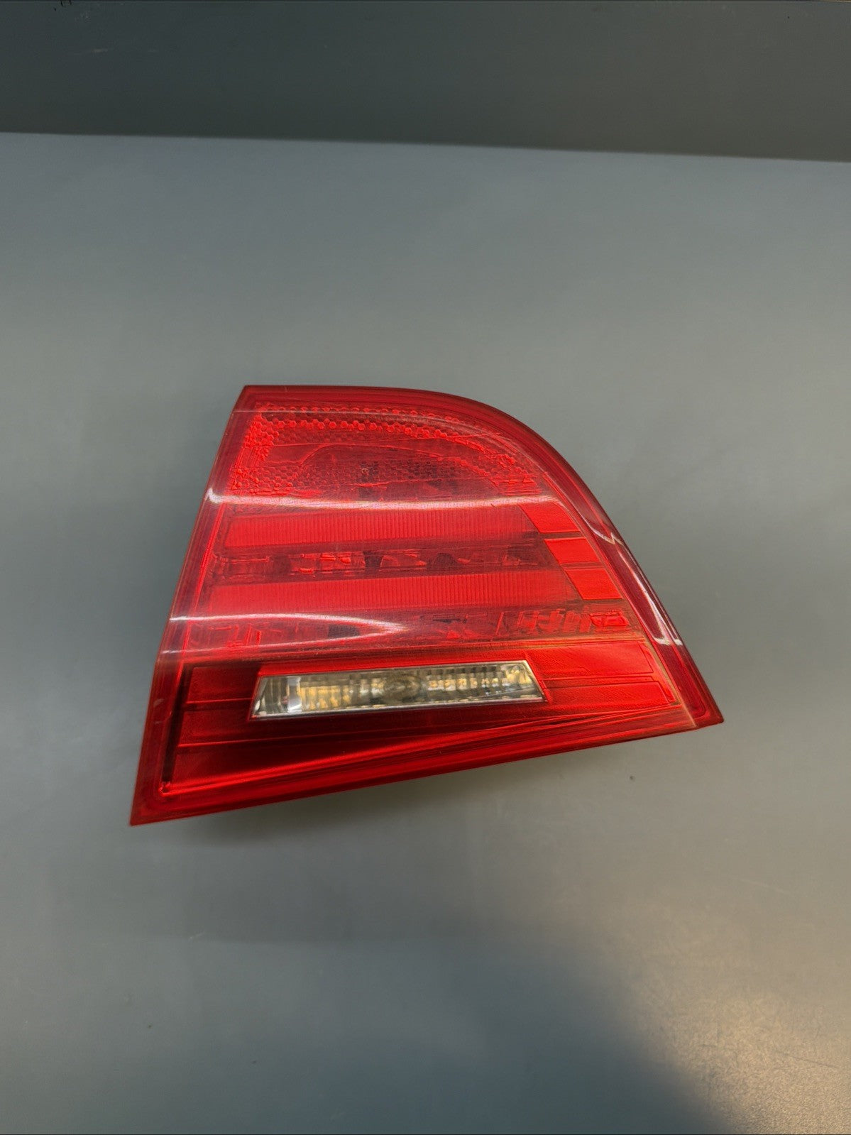 09-11 BMW 328I E90 LCI RH RIGHT REAR SIDE INNER TAIL LIGHT 7289428 OEM PASSANGER
