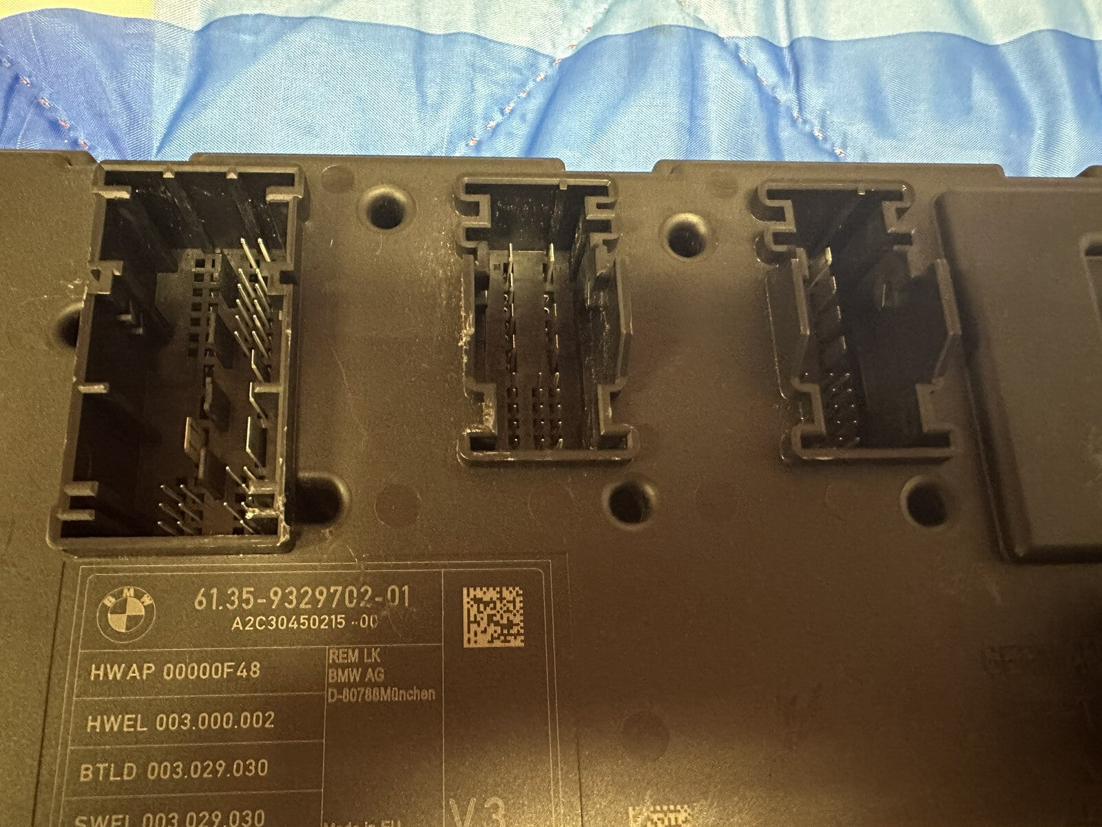 13-18 BMW 320i 328i FUSE BOX RELAY CONTROL MODULE UNIT OEM 9329702