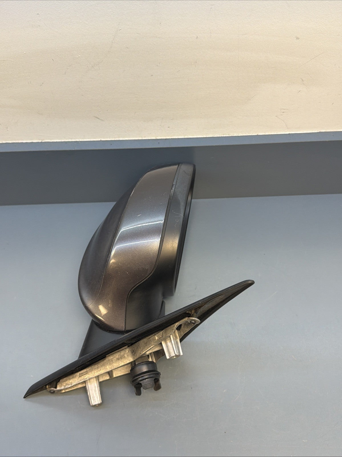 06-08 BMW E90 E91 325i FRONT RIGHT PASSANGER Side Mirror OEM PRE LCI 7075626