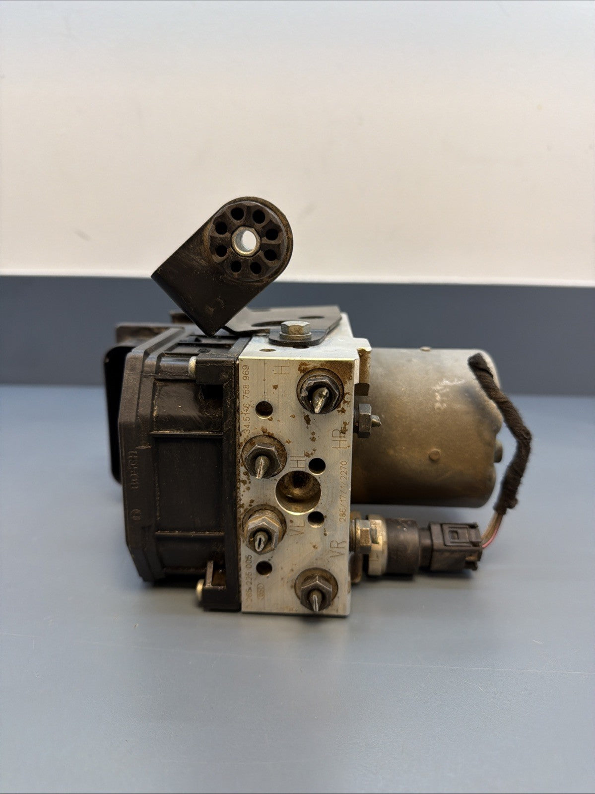 OEM ABS Brake Pump DSC BMW E38 E39 RWD 1998-2003 Stability Control 6758969