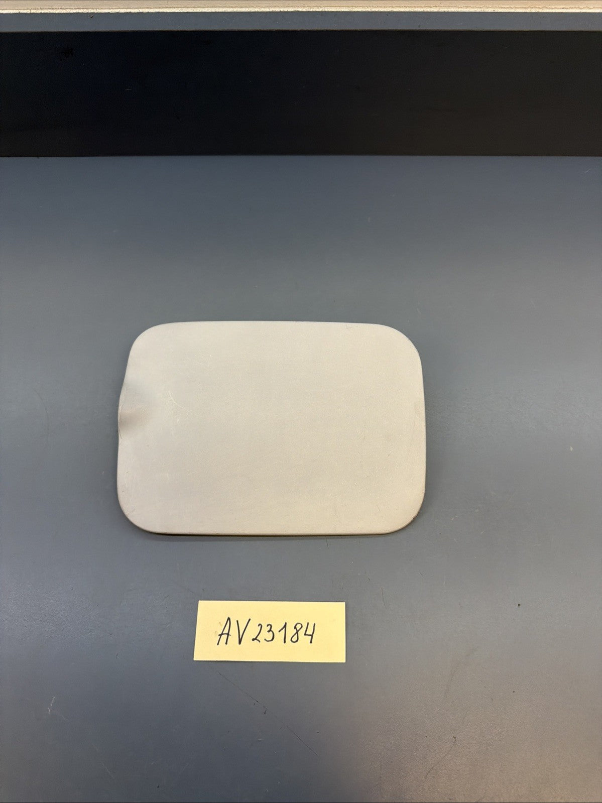92-99 BMW E36 M3 328 325 323 318 Fuel Gas Filler Door 2122552 OEM