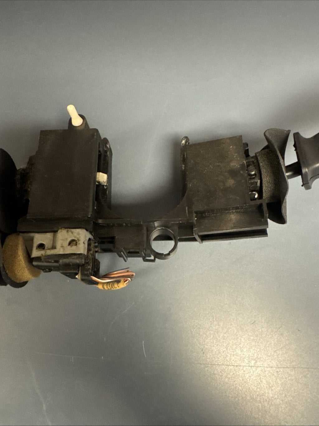 1997-2000 BMW 528I TURNSIGNAL WINDSHIELD WIPER CRUISE CONTROL SWITCH OEM 8352013