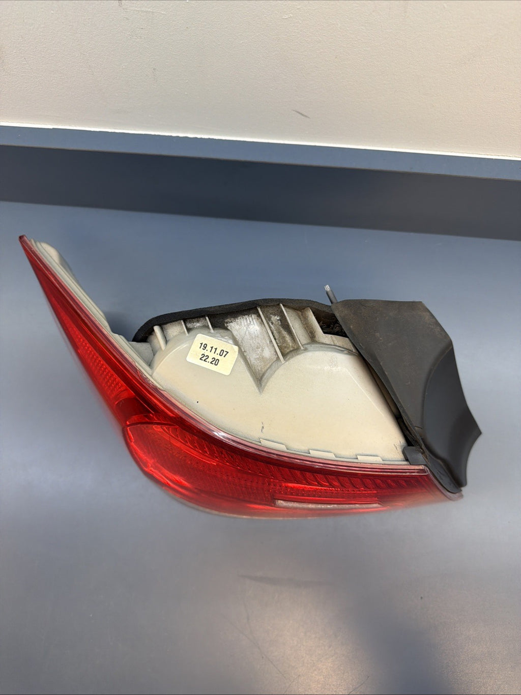 2007-10 BMW E92 3 Series Coupe Pre-LCI Outer Left Driver Taillight OEM 7174403