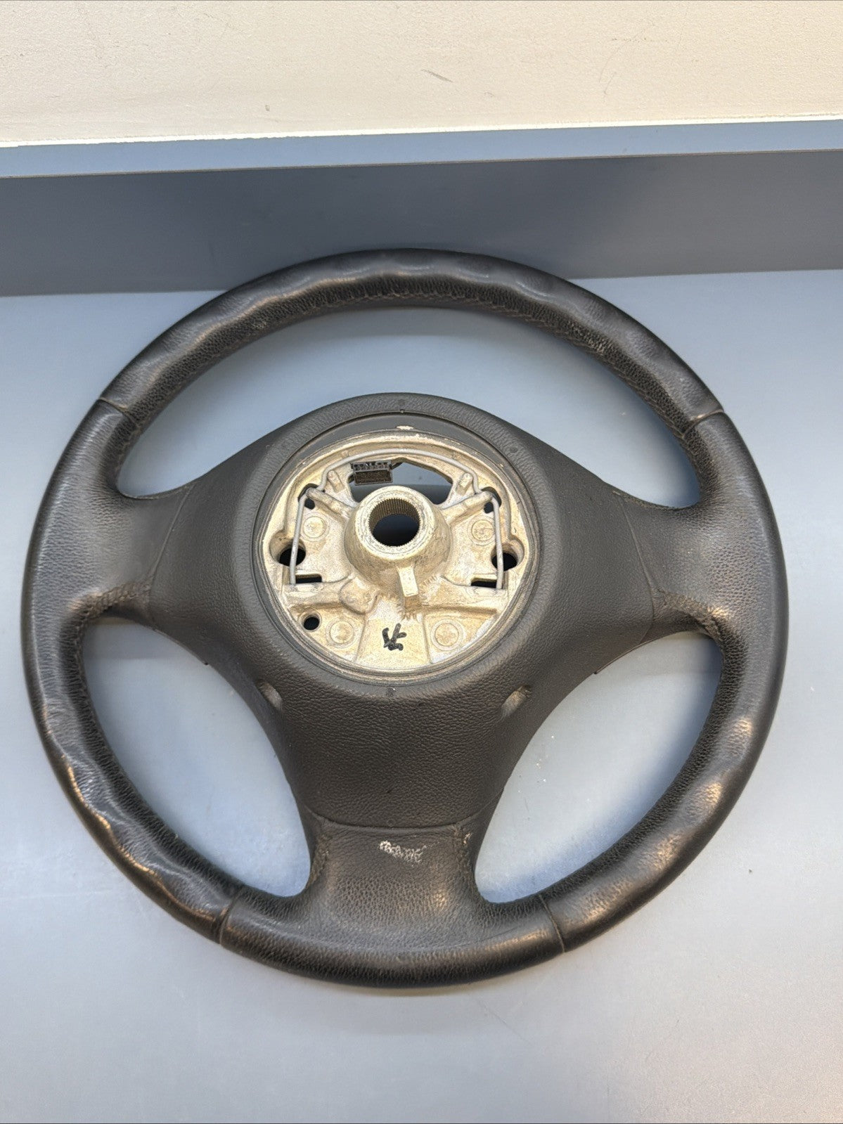 BMW E90 E91 E92 E93 2006-2012 325i 328i 330i 335i non-sport steering wheel OEM