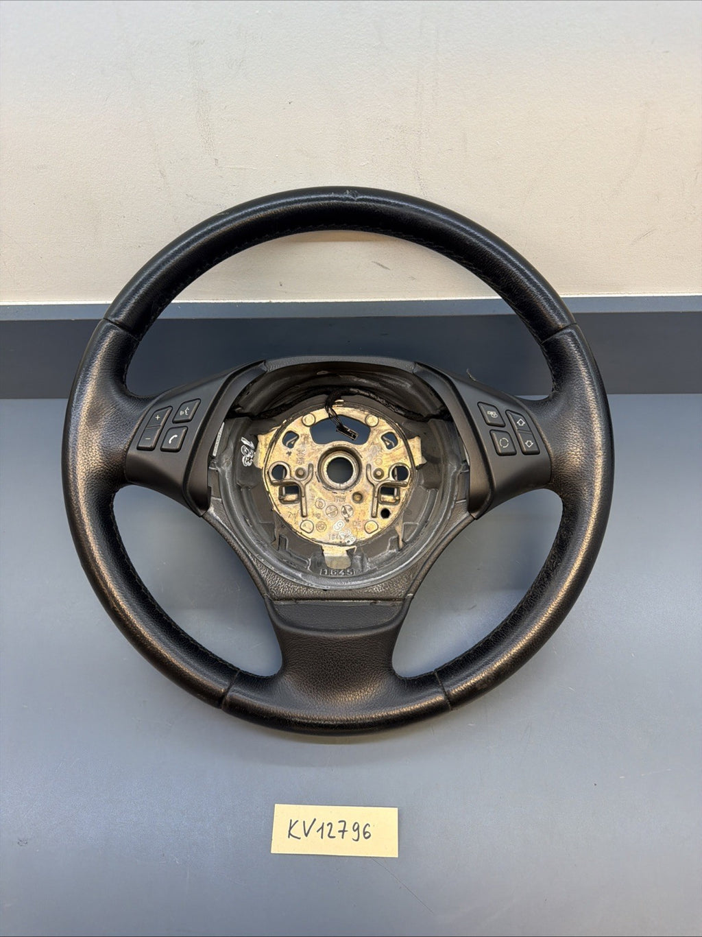 06 - 12 BMW 328 330 E90 E92 335i Steering Wheel With Multifunctional Buttons OEM