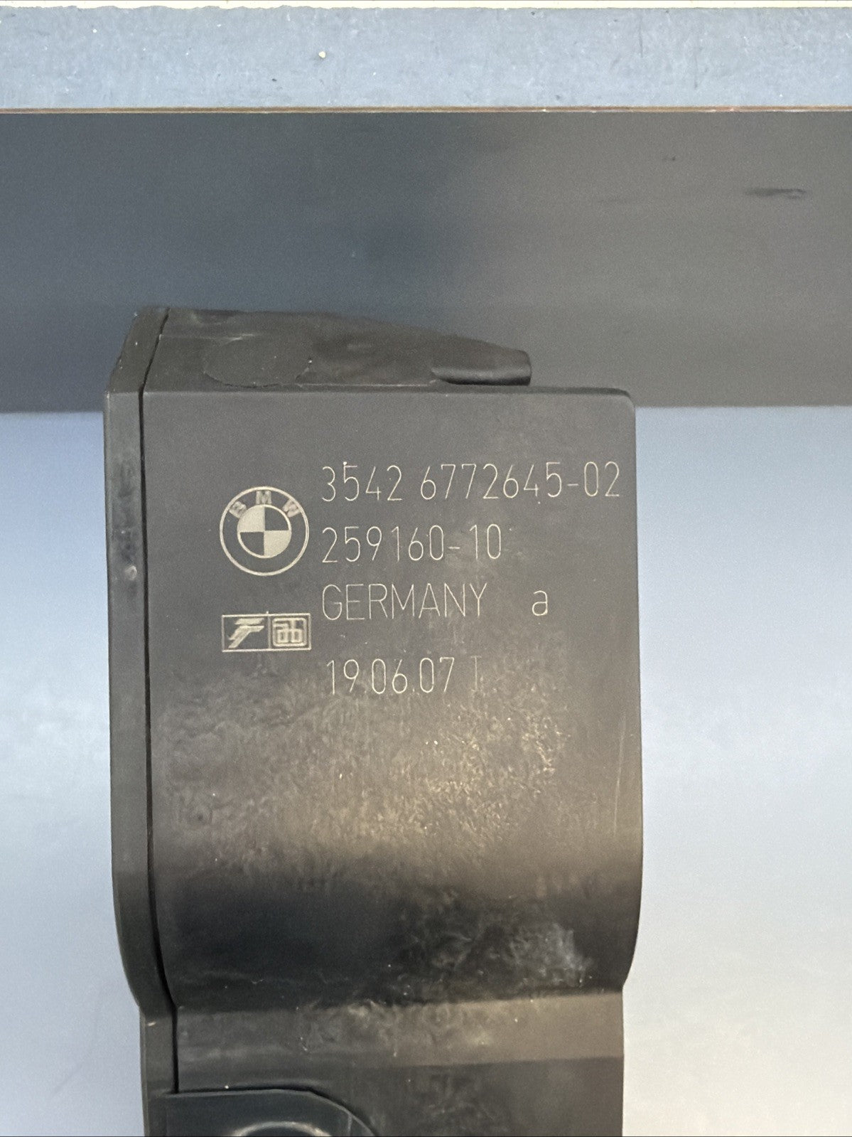 04-08 BMW E60 E63 E64 E65 E70 E83 E90 GAS FUEL ACCELERATOR FLOOR PEDAL 6772645
