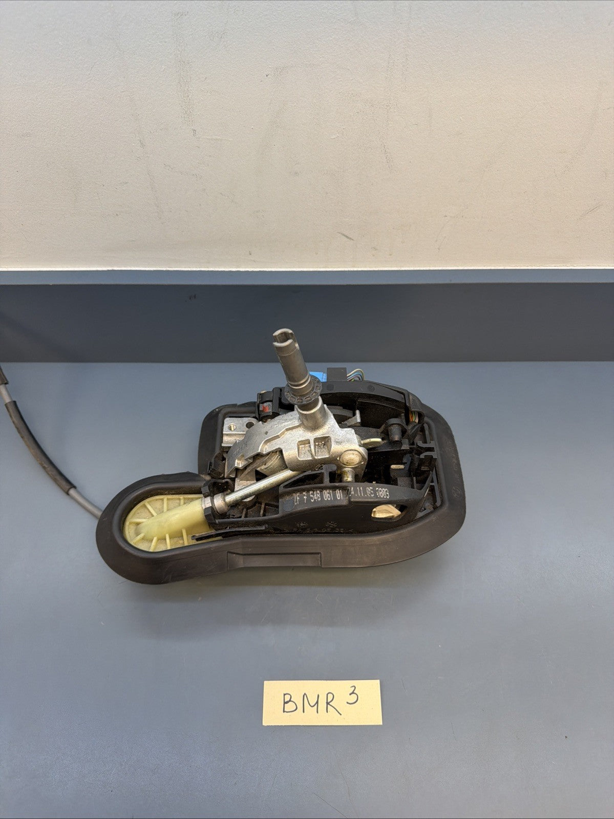 06-11 BMW E90 E91 325i XI 330i Automatic Transmission Gear Shifter 7548061