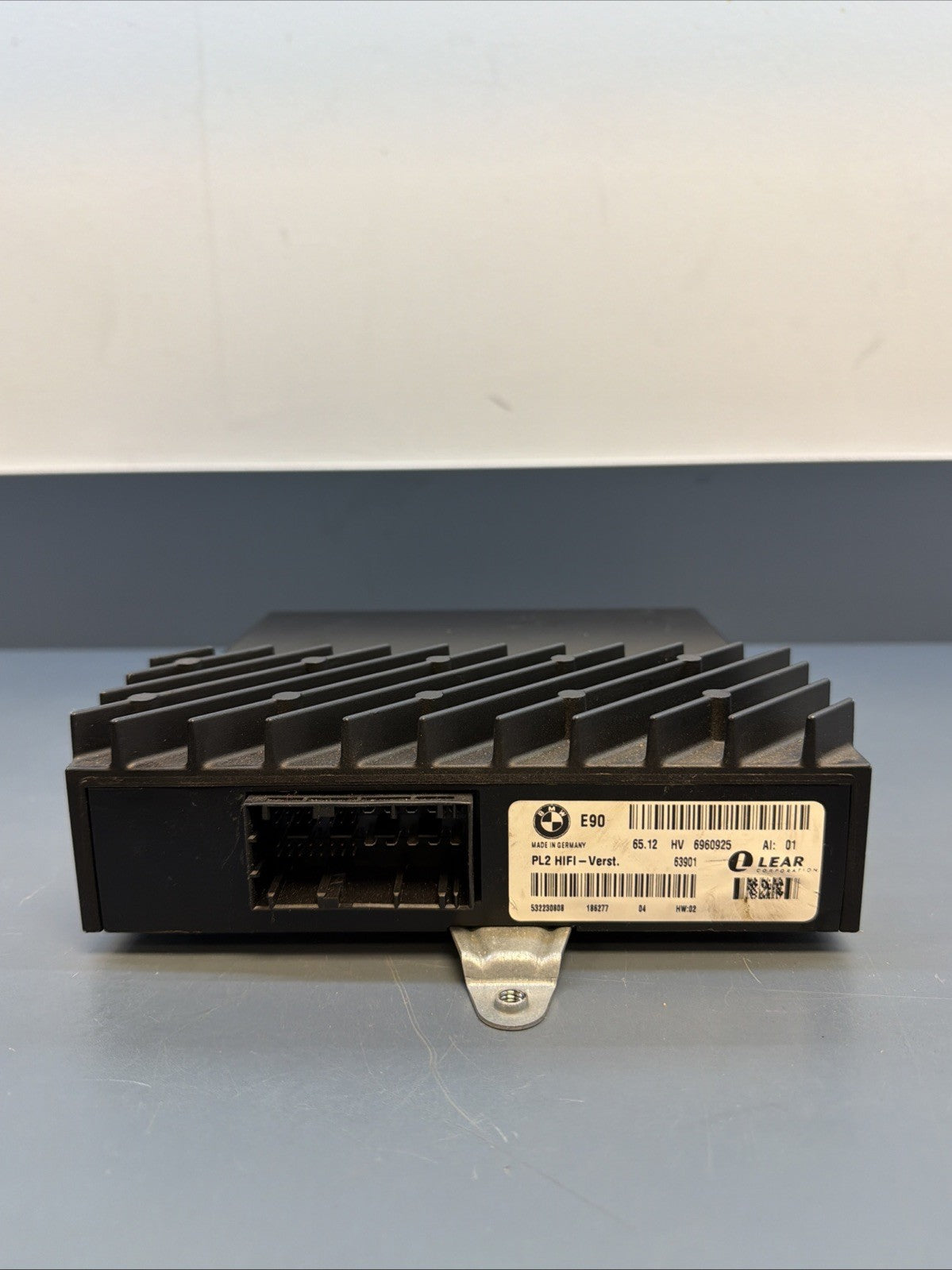 BMW 2006-2012 E90 E9X RADIO AUDIO AMPLIFIER OEM 6960925
