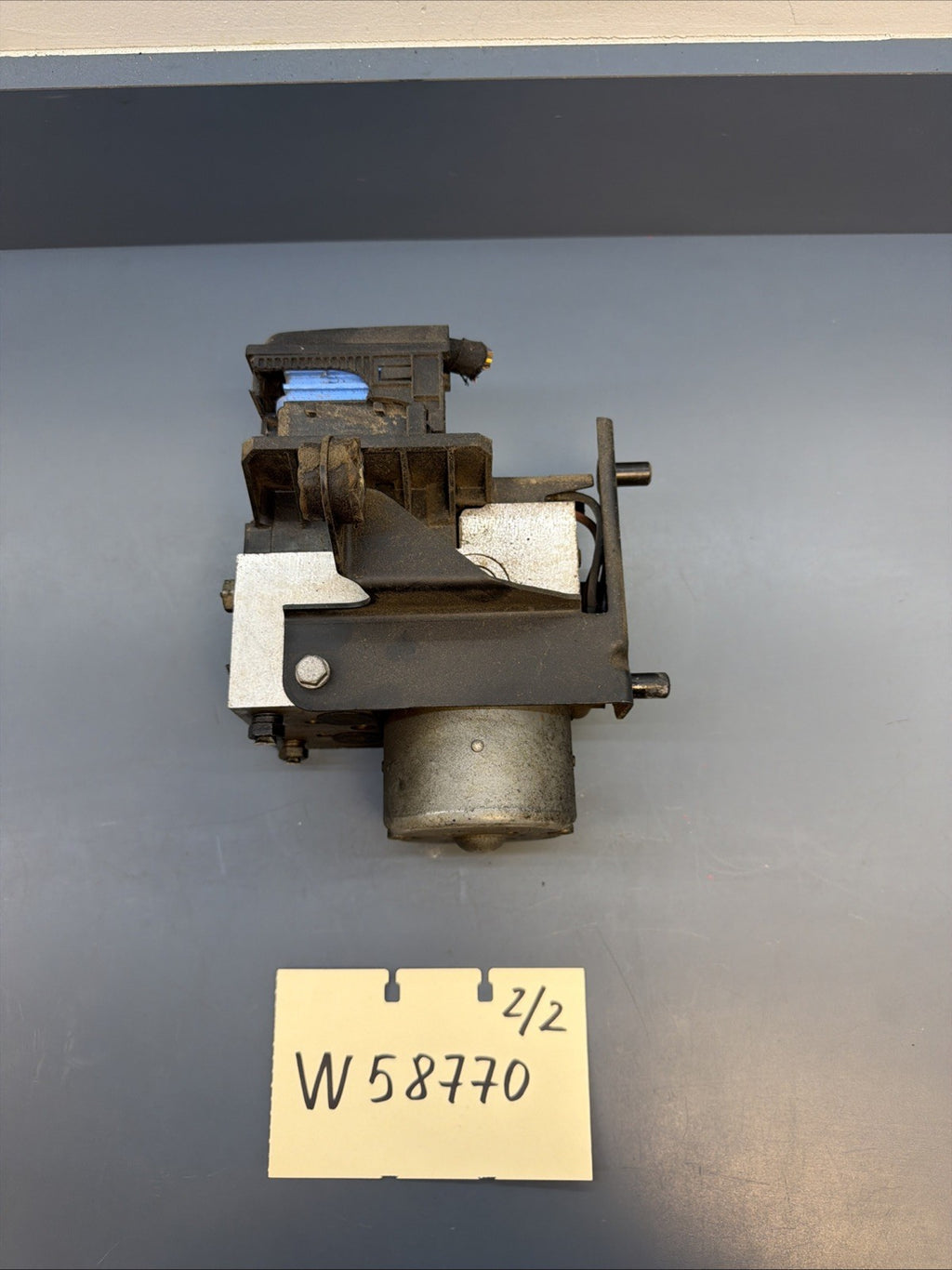 BMW E39 E38 ABS Module Hydraulic Anti Lock Brake Pump 1164241