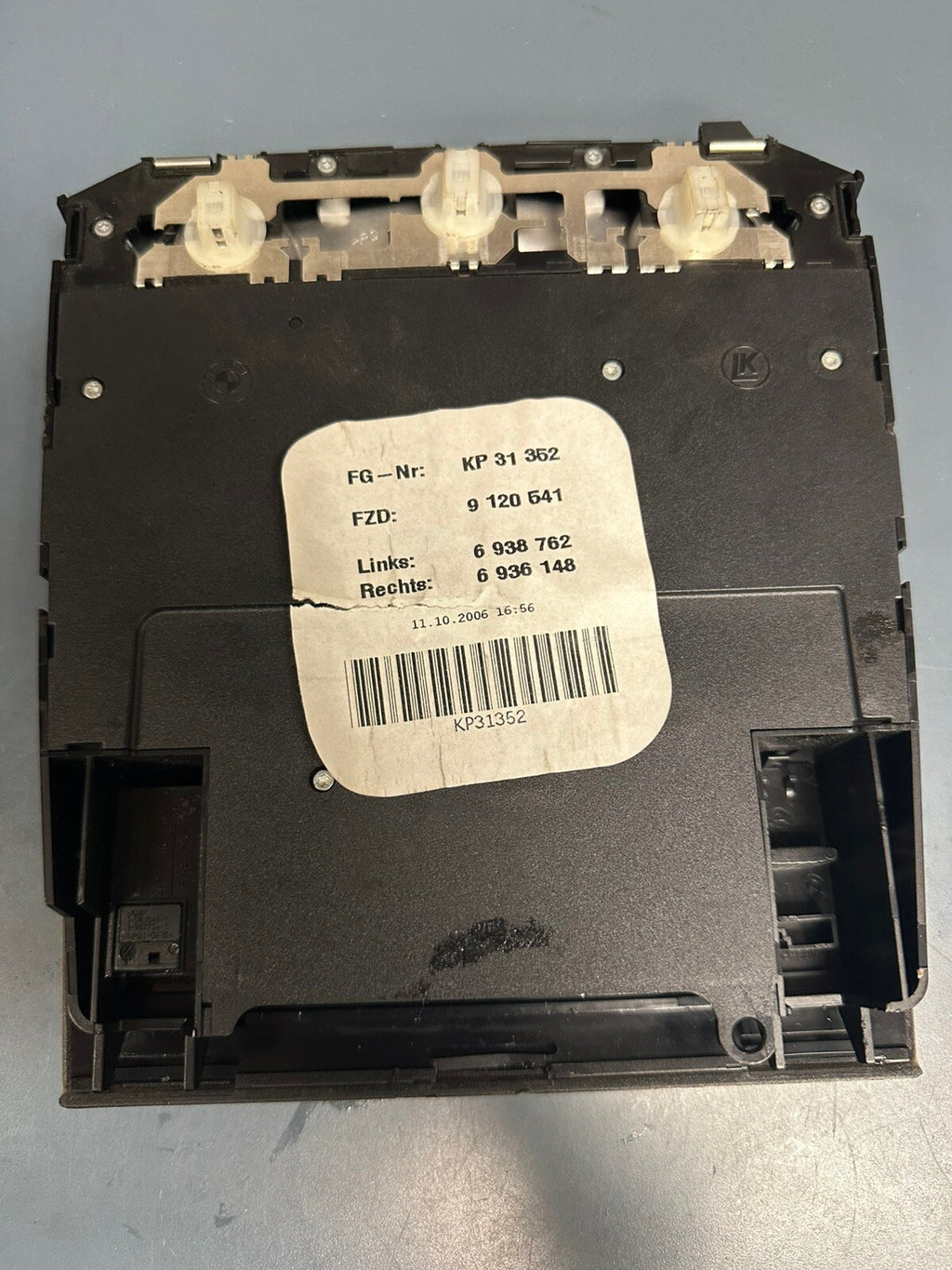 07-08 BMW E90 E91 E92 328i 335i Front Dome Light Sun Roof Switch 9120541 Tan